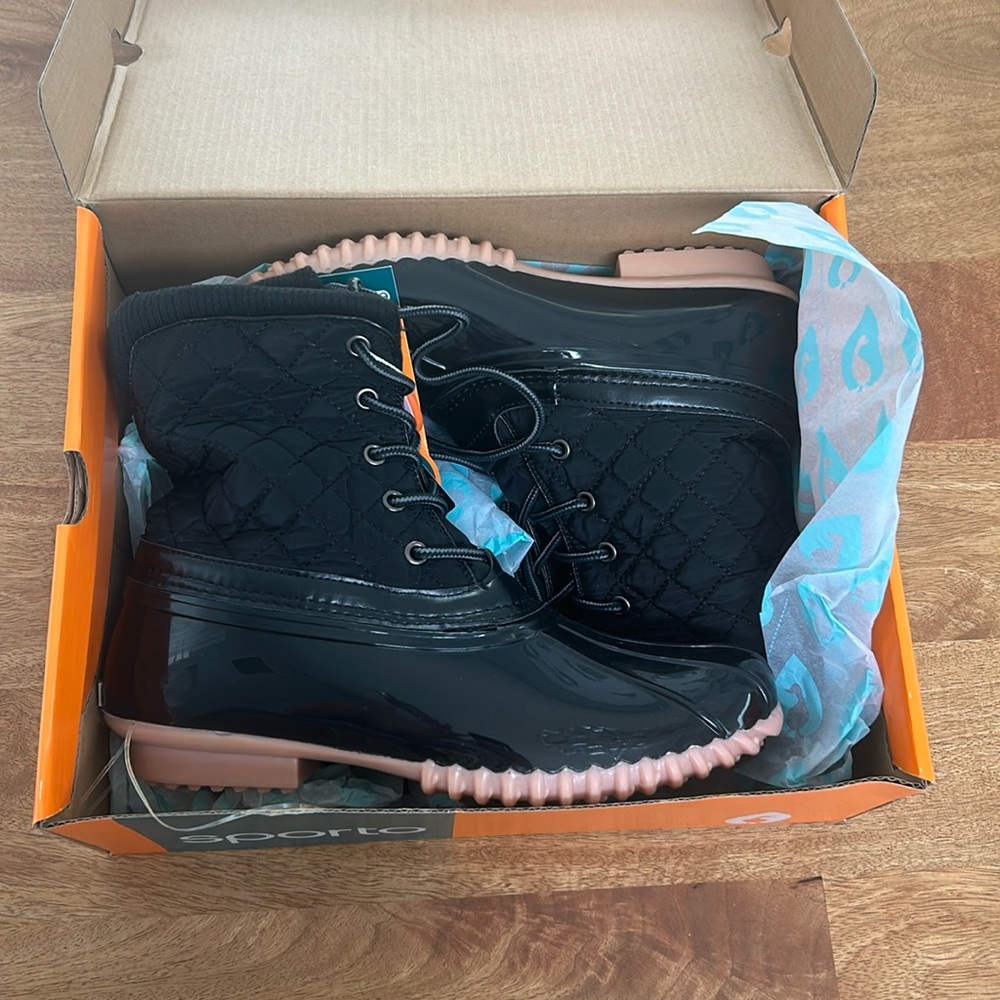 Sporto Black Quilted Winter Boots